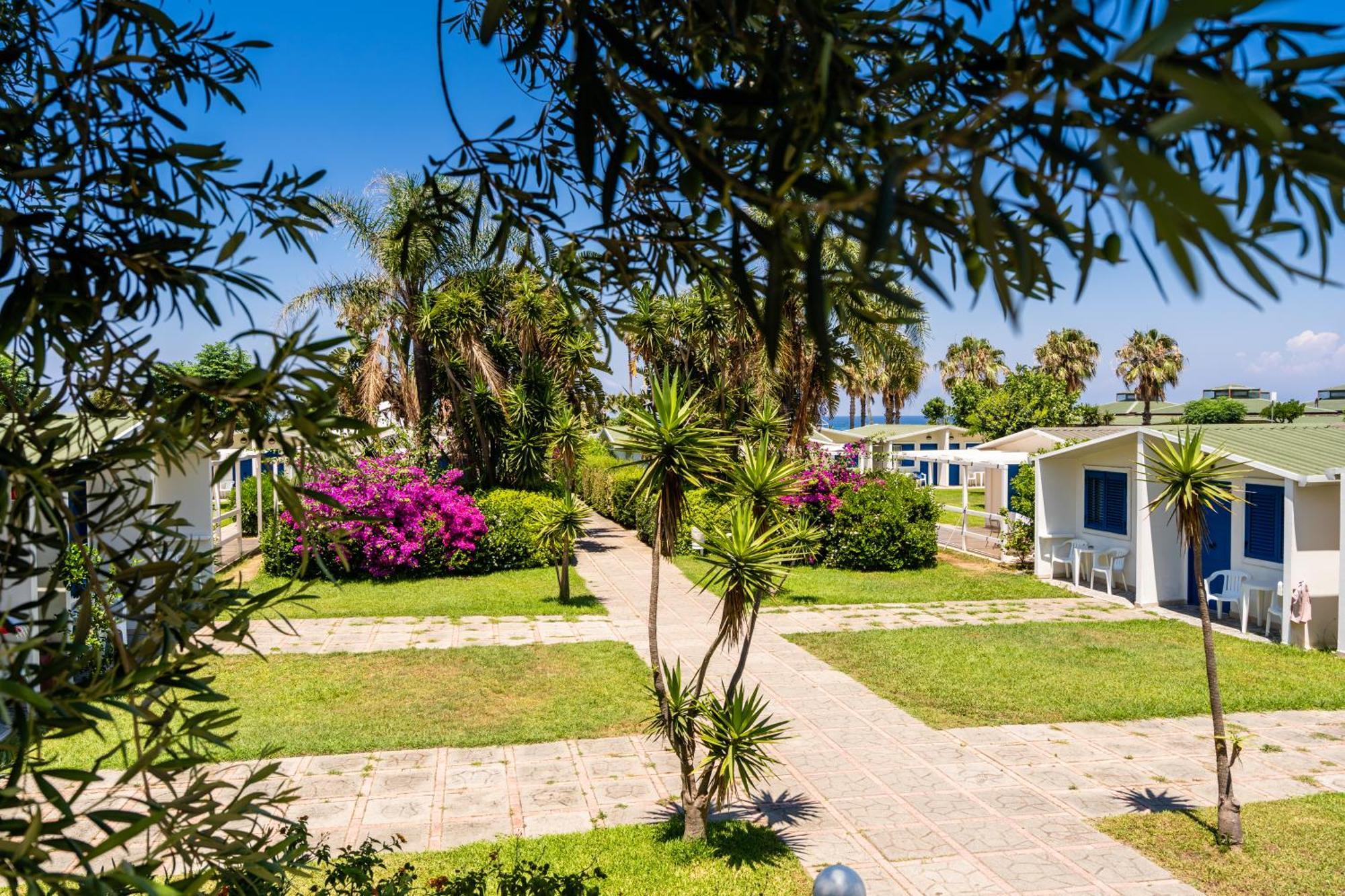 Le Dune Beach Club Mesyna Zewnętrze zdjęcie